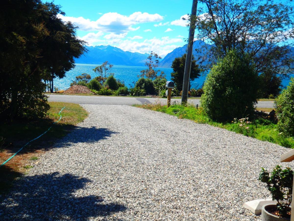 Lakefront Fantail Cottage Lake Hawea, Wanaka Exterior foto